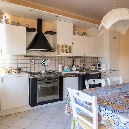 Apartment Frontemare Da Anna Giardini-Naxos