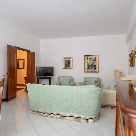 Frontemare Da Anna * Giardini-Naxos